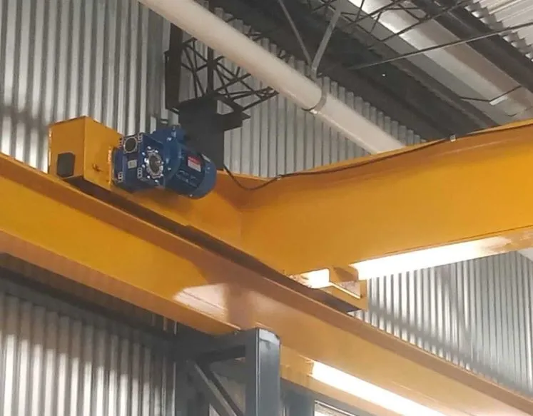 motorreductor y testera en funcionamiento